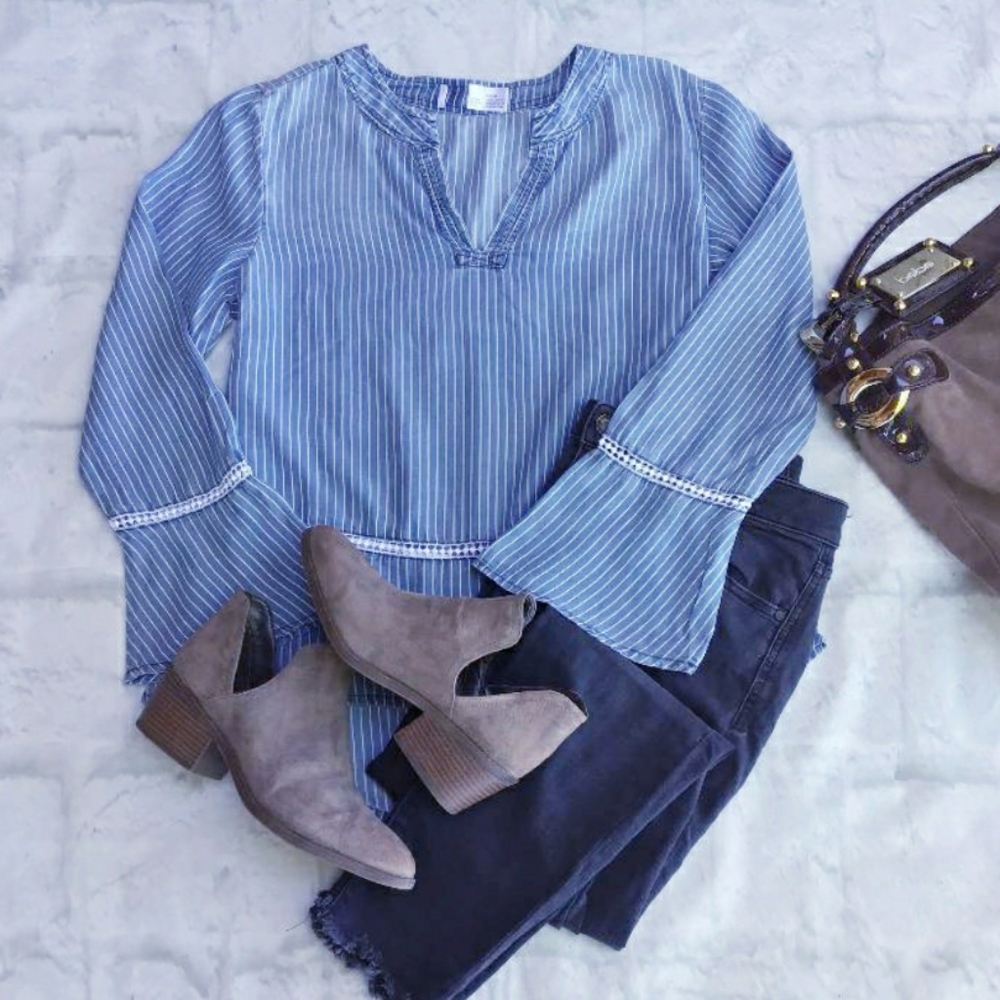 LAST ONE❗Casual Chic Chambray Striped Bell Sleeves Top - Picture 6 of 9